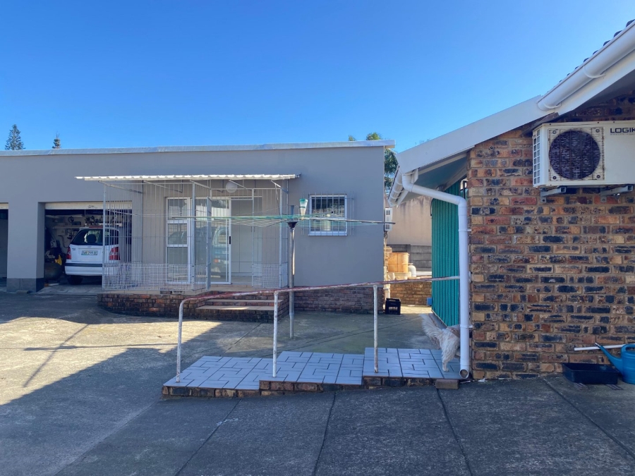 3 Bedroom Property for Sale in Amalinda Eastern Cape